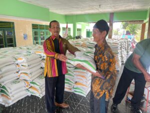 Pembagian CBP 2Bulan kepada 836 KPM di Kalurahan Sumbersari Bulan Juli