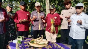 Sejumlah Tokoh Publik Hadiri Wiwitan dan Panen Raya Padi di Bulak Ngaglik Sumbersari