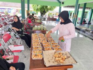 BIMTEK PEREMPUAN RAWAN SOSIAL EKONOMI (PRSE) DI KALURAHAN SUMBERSARI